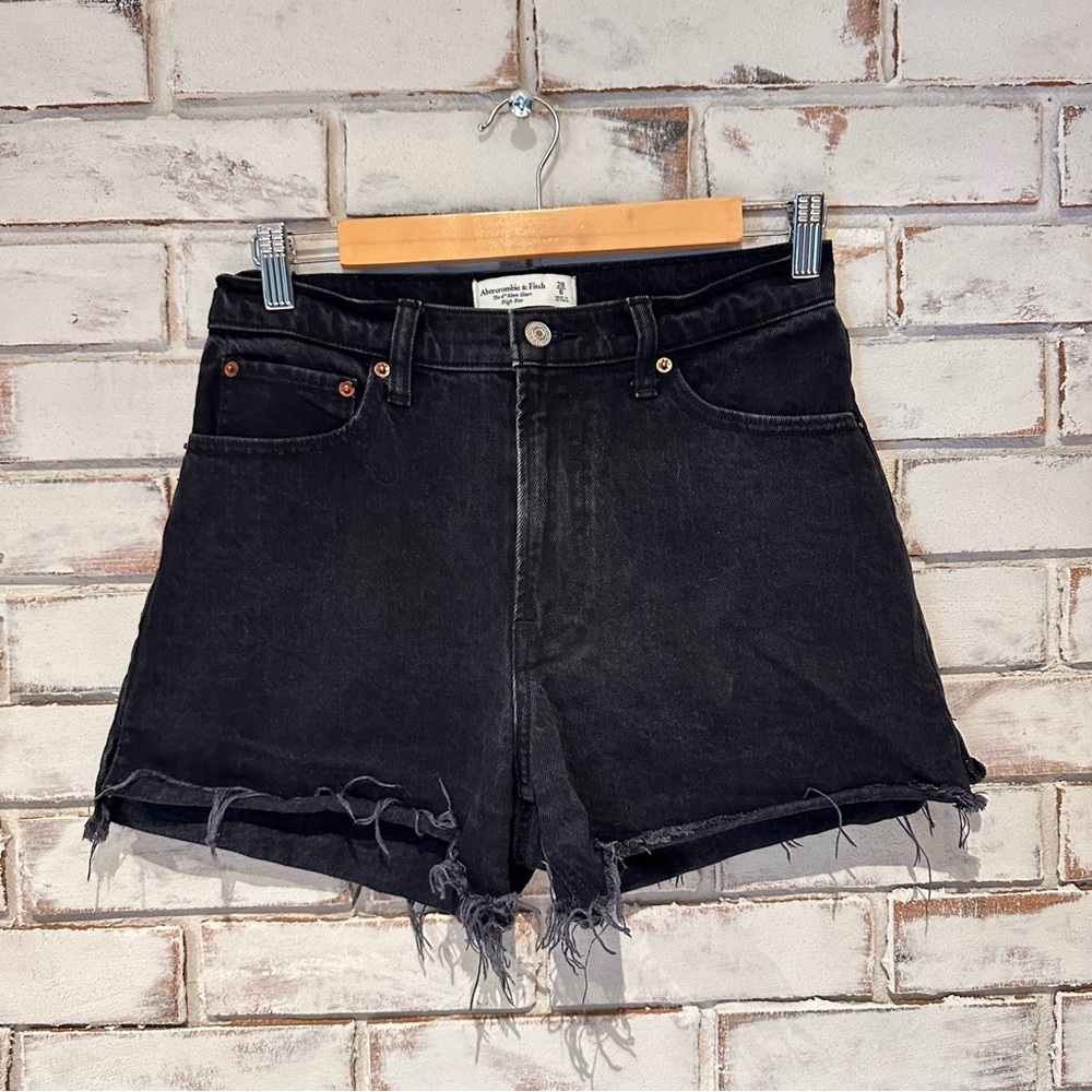 Abercrombie & Fitch Washed Black 4” high rise mom shorts